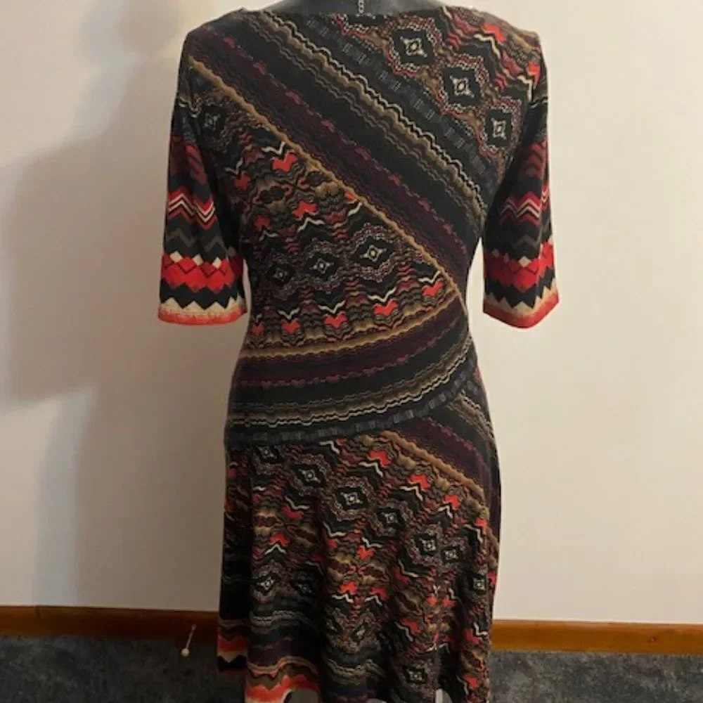 Ronni Nicole Multi color Fit & Flare dress, size Small